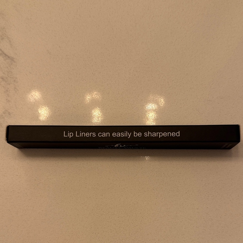 Beauty‎ Vaulte Lip Liner Duo | Ultra Matte Nude & Brown | New - Picture 3 of 5